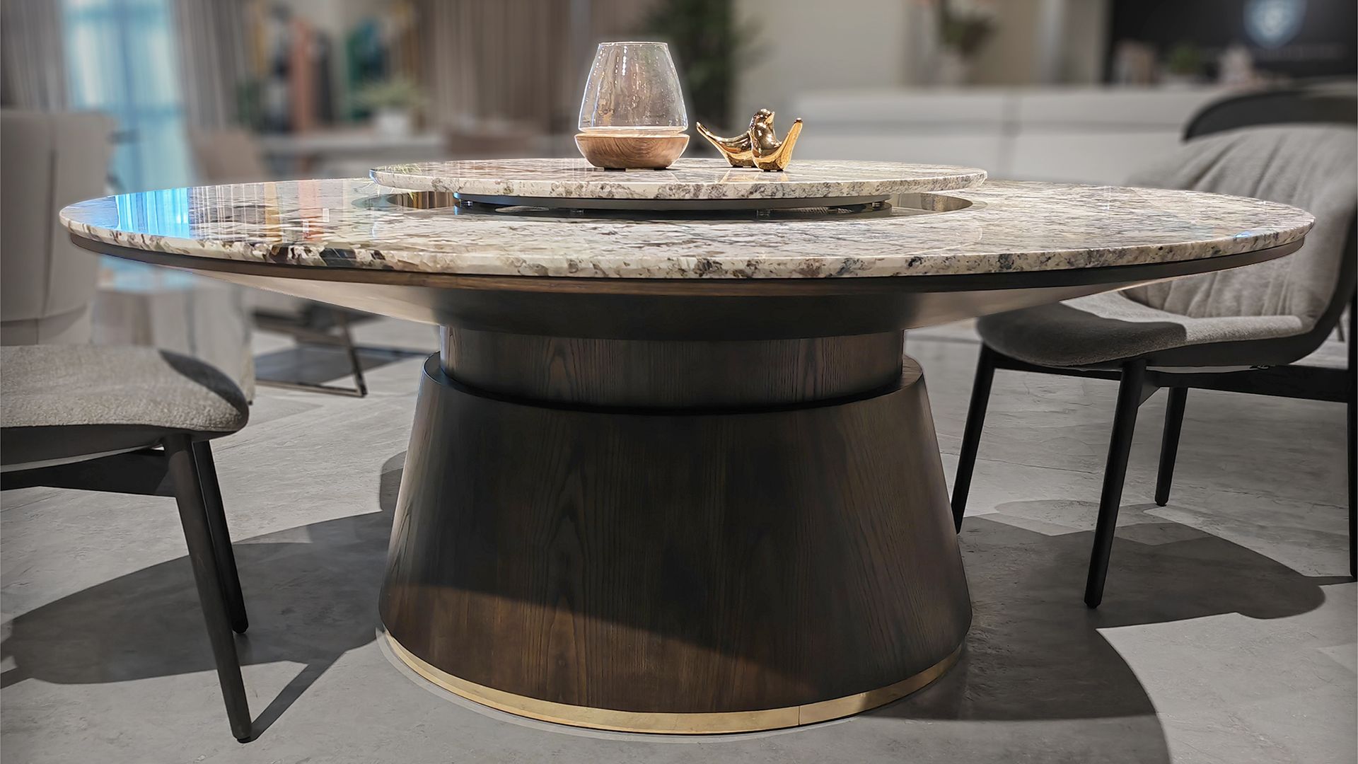 Meja dining table